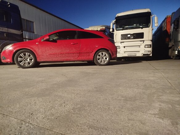 2007 Opel Astra GTC H Рестайлинг, красный, 435000 рублей - вид 5