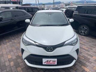 2019 Toyota C-HR I Рестайлинг, белый, 1479000 рублей, вид 2