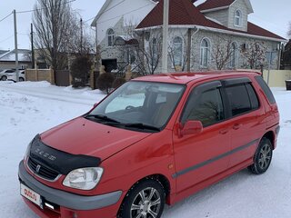 2000 Toyota Raum I, красный, 495000 рублей, вид 2