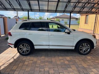 2016 Volkswagen Touareg II Рестайлинг, белый, 3600000 рублей, вид 5
