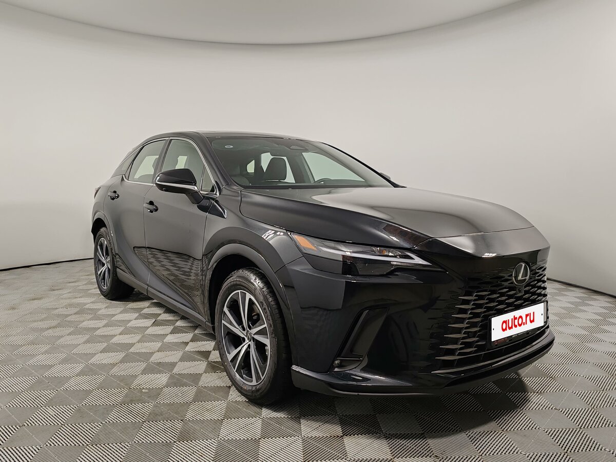 Открыть фотографии: Lexus RX V