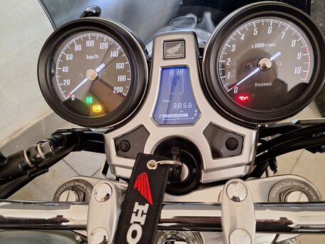 2017 Honda CB 1100, чёрный, 1750000 рублей, вид 3