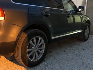 2005 Volkswagen Touareg I, серый, 1000000 рублей, вид 3