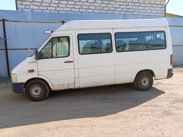 2002 Volkswagen LT, белый, 420000 рублей - вид 1
