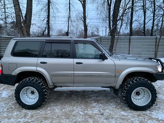 2001 Nissan Patrol V (Y61), серый, 2600000 рублей, вид 3