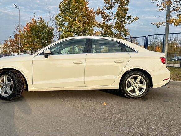 2019 Audi A3 III (8V) Рестайлинг, белый, 1929000 рублей - вид 14