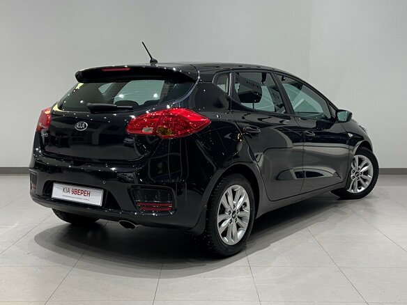 2015 Kia Ceed II Рестайлинг, чёрный - вид 1