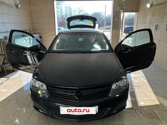 2008 Opel Astra GTC H Рестайлинг, чёрный, 600000 рублей - вид 12