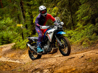 2025 CFMoto 450MT Sport, синий, 675700 рублей, вид 4