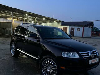 2003 Volkswagen Touareg I, чёрный, 1350000 рублей, вид 4