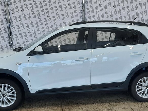 2020 Kia Rio X-Line IV, белый - вид 7
