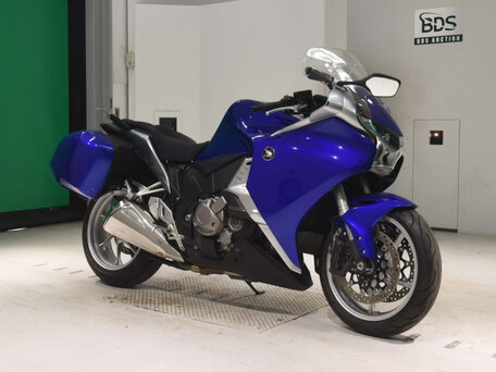 2012 Honda VFR 1200, синий, 850000 рублей, вид 3