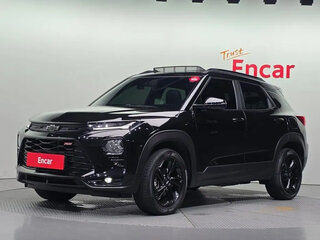 2022 Chevrolet TrailBlazer III, чёрный, 1690222 рублей, вид 2