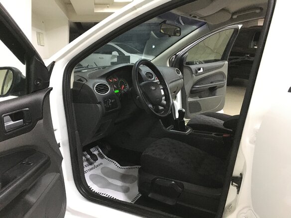 2007 Ford Focus II, белый - вид 5