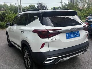 2022 Kia Seltos I, белый, 1771450 рублей, вид 4