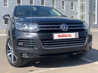 2013 Volkswagen Touareg II, чёрный, 2130000 рублей, вид 5
