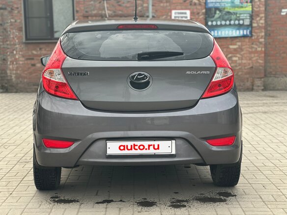 2014 Hyundai Solaris I, чёрный, 995000 рублей - вид 4