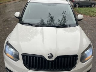 2014 Skoda Yeti I Рестайлинг, белый, 1500000 рублей, вид 3