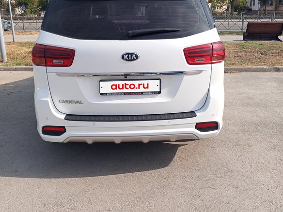 2020 Kia Carnival III, белый, 2880000 рублей - вид 3