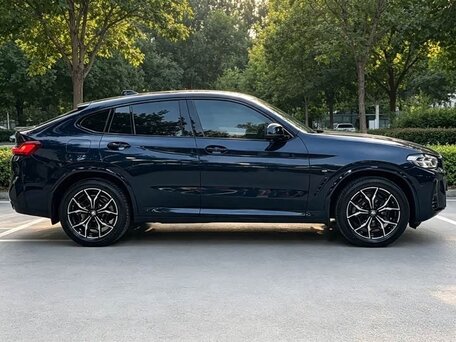 2023 BMW X4 20i II (G02) Рестайлинг, чёрный, 5330000 рублей, вид 4