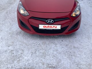 2012 Hyundai i30 II, красный, 999999 рублей, вид 1