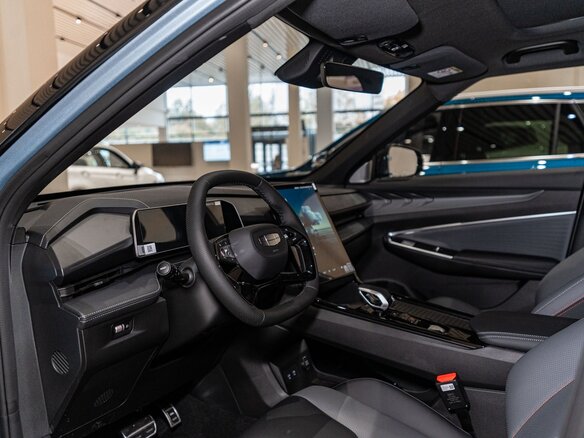 2026 Geely Cityray, голубой, 3384990 рублей - вид 6