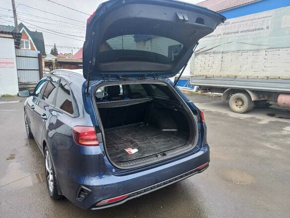 2019 Kia Ceed III, синий, 2000000 рублей - вид 9