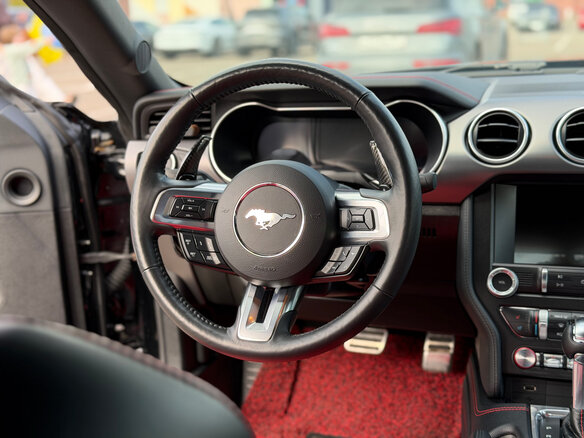 2022 Ford Mustang VI Рестайлинг, чёрный - вид 10