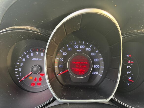 2017 Kia Rio III Рестайлинг, белый, 1100000 рублей - вид 6