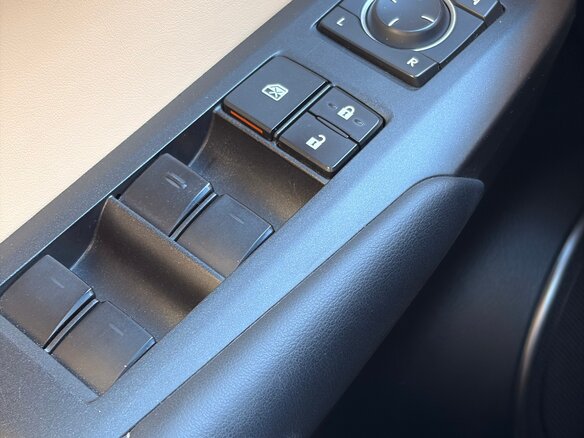 2016 Lexus NX 200 I, синий, 3000000 рублей - вид 20