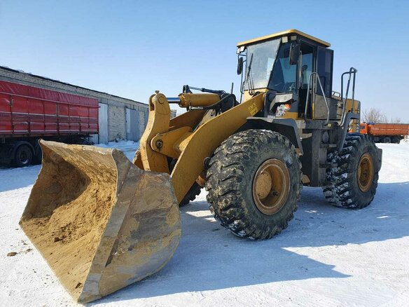 2012 SDLG LG 952, жёлтый, 3000050 рублей