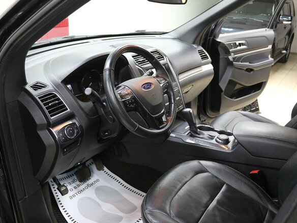 2018 Ford Explorer V Рестайлинг, чёрный - вид 6