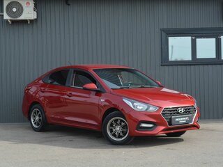 2017 Hyundai Solaris II, красный, 974999 рублей, вид 4