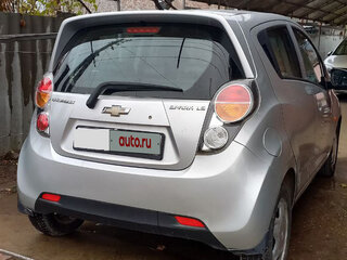2011 Chevrolet Spark III, серебристый, 700000 рублей, вид 3