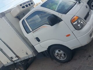 2007 Kia Bongo, белый, 850000 рублей, вид 2