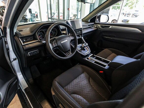 2026 Haval M6 II, серый, 2349000 рублей - вид 3