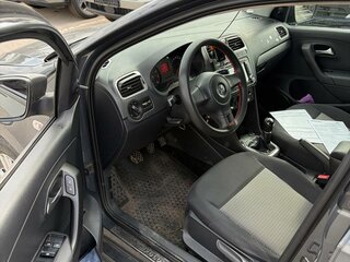 2013 Volkswagen Polo V, серый, 636000 рублей, вид 5