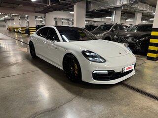 2020 Porsche Panamera Turbo S E-Hybrid II, белый, 10500000 рублей, вид 5