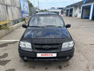 2011 Chevrolet Niva I Рестайлинг, чёрный, 380000 рублей, вид 1