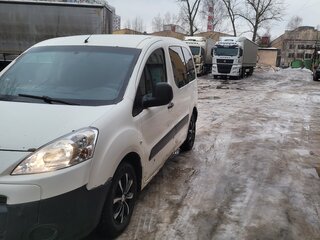 2011 Peugeot Partner II, белый, 380000 рублей, вид 3