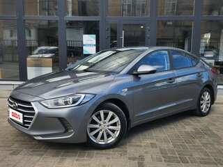 Hyundai Elantra VI (AD)