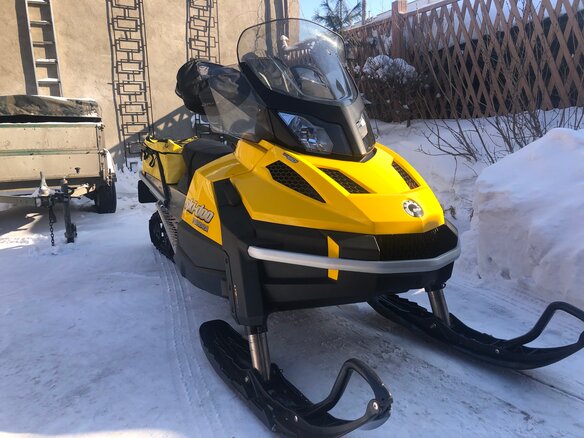 2011 BRP Ski-Doo Tundra 550, жёлтый