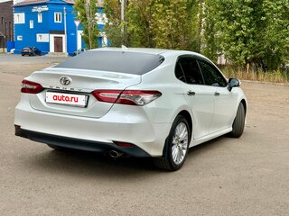 2019 Toyota Camry VIII (XV70), белый, 2899000 рублей, вид 5