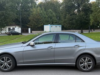 2011 Mercedes-Benz E-Класс 200 7G-Tronic IV (W212, S212, C207), серый, 1450000 рублей, вид 4