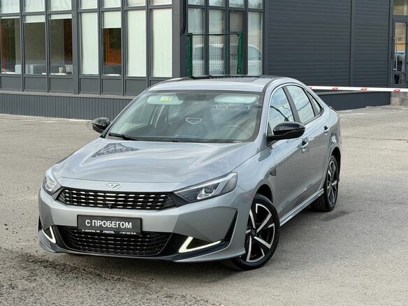 2023 Kaiyi E5, серый - вид 2