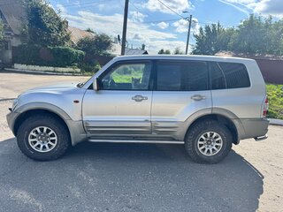2002 Mitsubishi Pajero III, серебристый, 1150000 рублей, вид 3