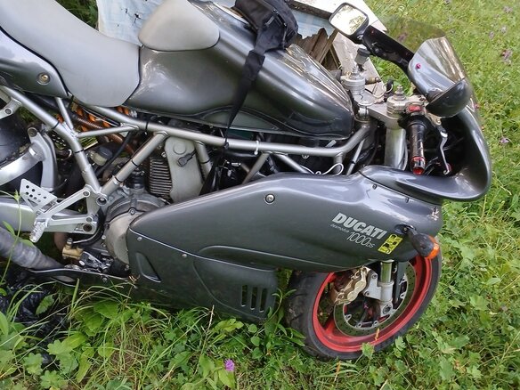 2005 Ducati Supersport, серый, 450000 рублей - вид 1