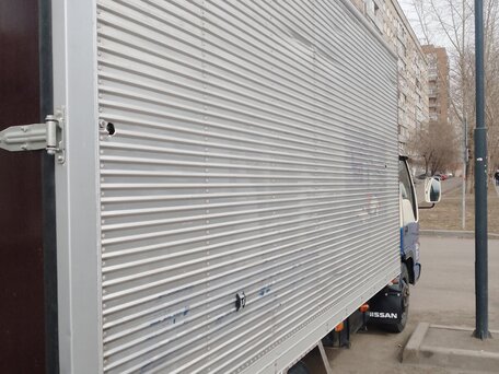 1995 Isuzu Elf (N-series), бежевый, 1300000 рублей, вид 2