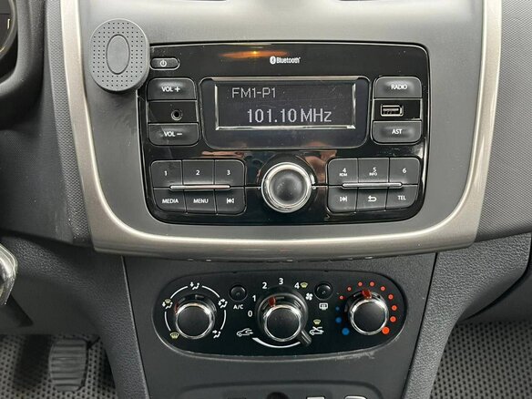 2020 Renault Logan Stepway II Рестайлинг, красный, 1450000 рублей - вид 6