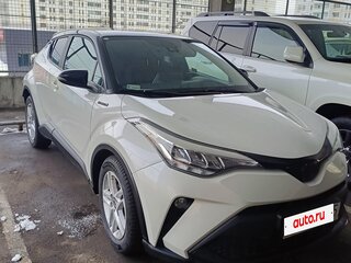 2020 Toyota C-HR I Рестайлинг, белый, 2700000 рублей, вид 1